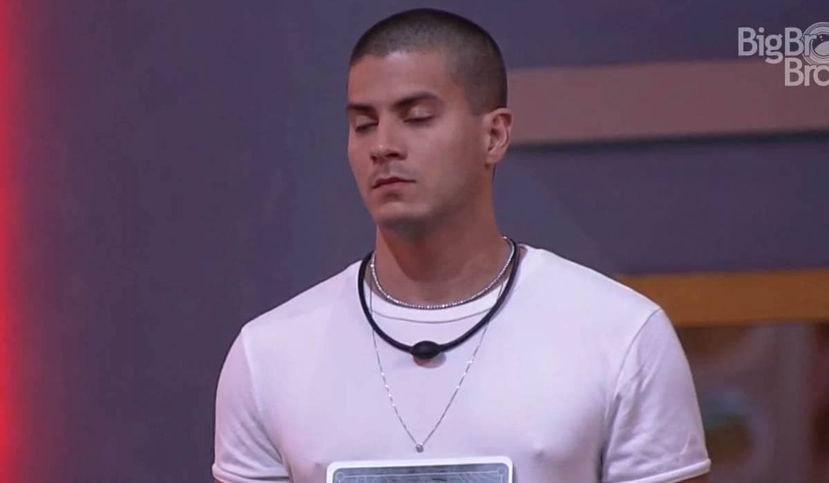 BBB 22: Fãs de Arthur Aguiar o defendem como se valesse suas vidas